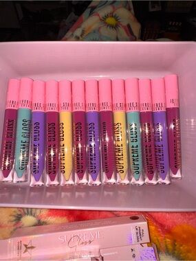 Jeffree Star Supreme Gloss multi-color lip gloss set - pink caps